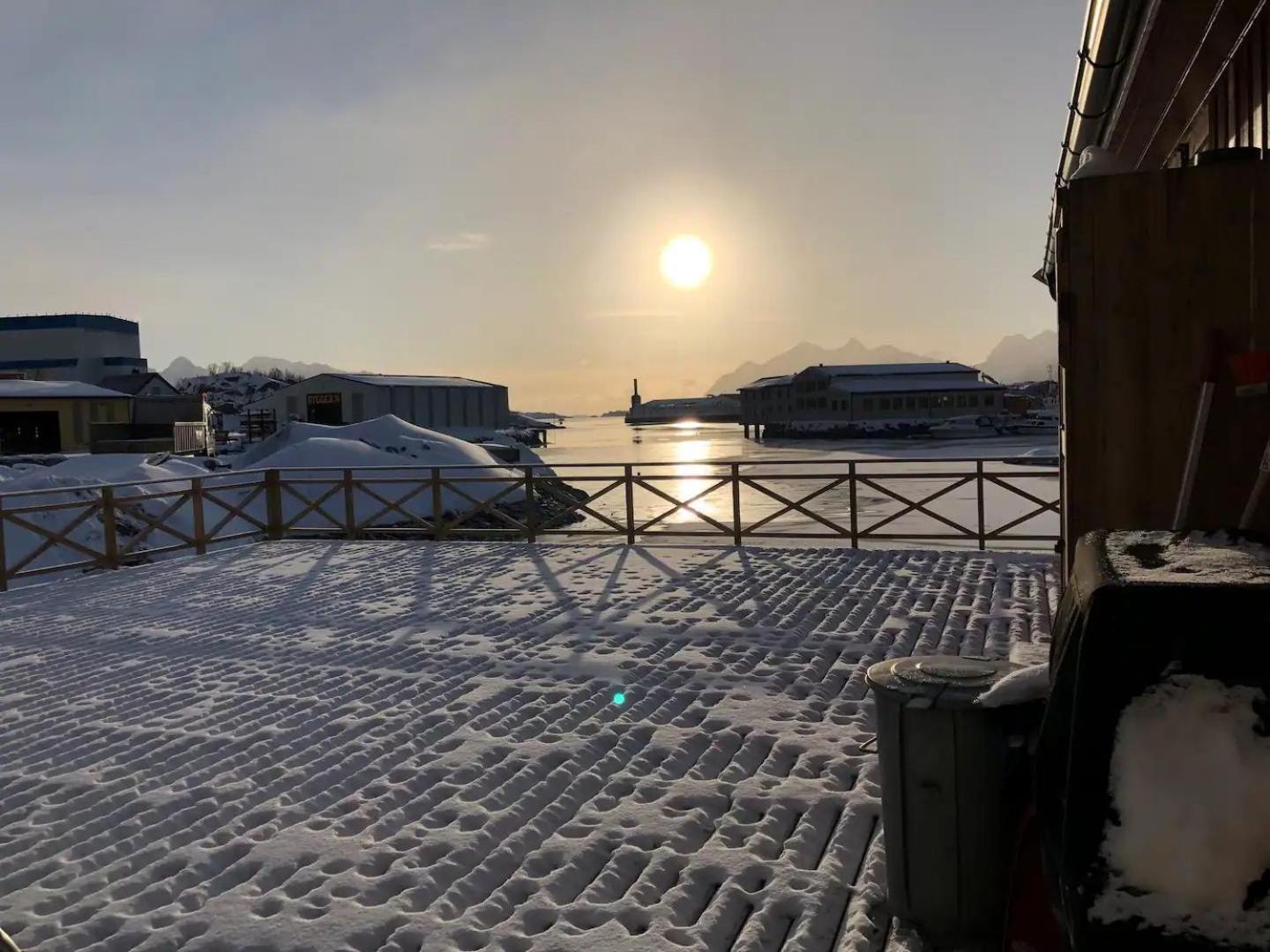 Nora'S Waterfront Cabin Сволвер Екстер'єр фото