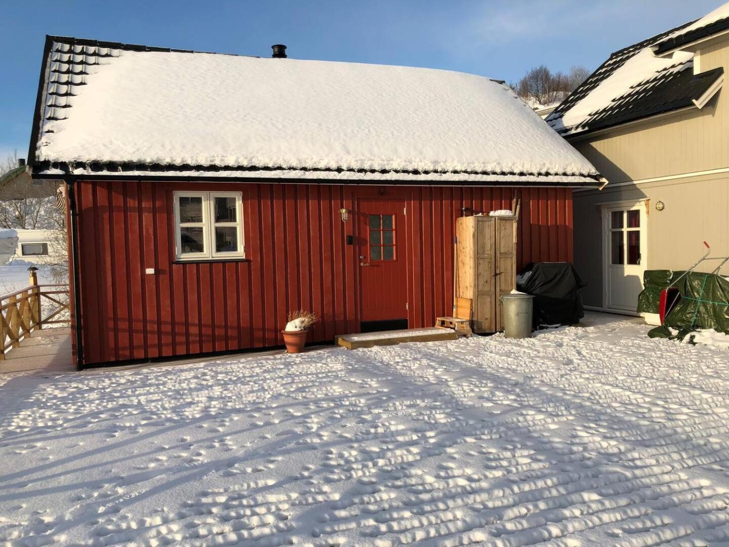 Nora'S Waterfront Cabin Сволвер Екстер'єр фото